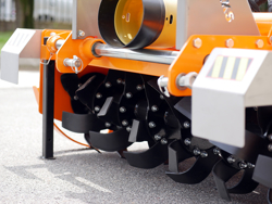 bodenfräse für traktoren hydraulische seitenverstellung mod dfh idr 150