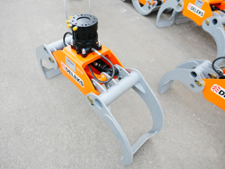 holzzange holzgreifer mit rotator für kräne und mini bagger 4 0 bis 8 0t mod dk 16 gr 55ff