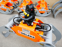 holzzange holzgreifer mit rotator für kräne und mini bagger 4 0 bis 8 0t mod dk 16 gr 30f