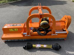 mittelschwerer mulcher mit hydraulische seitenverstellung für alle mittleren traktoren mit reifen oder gleisketten mod grizzly 220