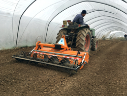 umkehrfräse mit feinkrümmelwalze für traktor mod dfu 120