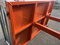 heckcontainer für traktoren mod t 1400
