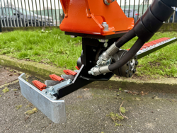 hydraulischer arm mit 130cm mähbalken mod falco