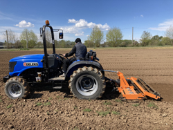 kreisellegge mit stabwalze fur traktor mod kr 210