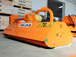 adjustable sideshift mower multipurpose mulcher with hammers lince sp165