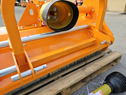 adjustable sideshift flail mower 140cm for 30 60hp tractors shredder mulcher lincione 140 sp