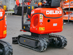 mini excavator 1 ton m100