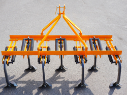 cultivator met 7 vleugelscharen ganzenvoeten 165 cm breed mod. de 165 7 v