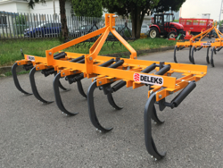 cultivator met 9 vleugelscharen ganzenvoeten 215 cm breed mod. de 215 9 v