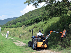 hydraulische armmaaier klepelmaaier met verlengarm voor tractoren mod airone 60