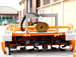 grondfrees voor tractoren hydraulische zijwaartse verschuiving mod. dfh idr 135