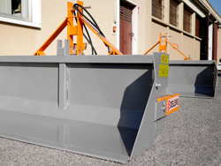 hydraulische grondbak kiepbak 180 cm breed zware uitvoering mod pri 180 h