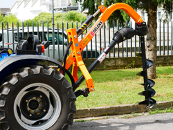 grondboor met hydraulisch systeem voor tractoren mod. l 50h