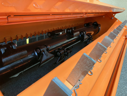 hydraulisch verschuifbare klepelmaaier met hamerklepels zware uitvoering model toro 200