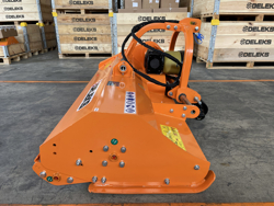 klepelmaaier met hydraulische zijdelingse verschuiving voor middelgrote tractoren