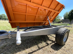 driezijdige kipper kiepaanhanger kiepwagen voor tractoren mod rm 14 t3