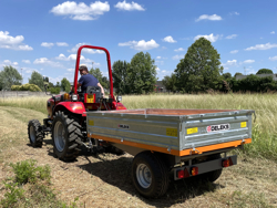 driezijdige kipper kiepaanhanger kiepwagen voor tractoren mod rm 14 t3