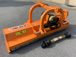 middelzware klepelmaaier met front en achteraanbouw en hydraulische zijdelingse verschuiving voor middelzware tractoren mod grizzly 200