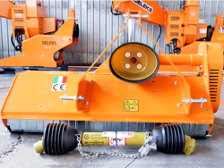 klepelmaaier met hamers voor tractoren zoals bijv. kubota iseki yanmar 120 cm mod lince 120