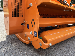 klepelmaaier hyadraulisch zijdelings verschuifbaar voor middelzware tractoren leopard 180 sph