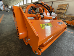 klepelmaaier met hydraulische zijdelingse verschuiving voor middelzware tractoren