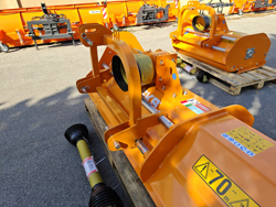 klepelmaaier met zijwaartse verschuiving middelzware uitvoering 140cm mod. lincione 140 sp rev