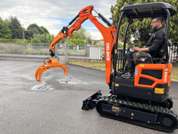 houtgrijper houtklem grijper met rotator voor kranen en minigraafmachines van 1 5 tot 2 5t mod dk 10h gr 10