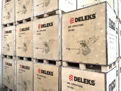 benzine hakselaar versnipperaar met motor mod. dk 800 briggs & stratton