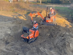 mini rupsdumper mini dumper op rupsbanden met kubota m8000