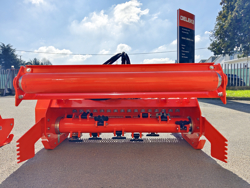 hydraulisch verschuifbare klepelmaaier met hamerklepels zware uitvoering model gorilla 150