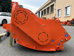 middelzware klepelmaaier met zijdelingse verschuiving voor alle middelzware tractoren met banden of rupsbanden mod tigre 160