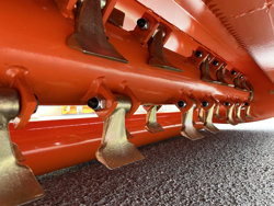 middelzware klepelmaaier met zijdelingse verschuiving voor alle middelzware tractoren met banden of rupsbanden mod tigre 160