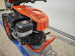 tweewiel tractor eenasser multimachine loncin benzinemotor