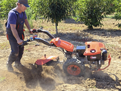 tweewiel tractor eenasser multimachine kama motor