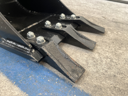 graafbak voor minigraafmachine dieplepel voor tractoren bhb 300