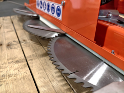 hydraulische snoeizaag met 3 zaagbladen cutter3