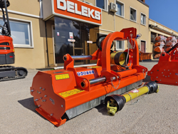 middelzware klepelmaaier met front en achteraanbouw en hydraulische zijdelingse verschuiving voor middelzware tractoren mod cervo 180