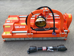 middelzware klepelmaaier met front en achteraanbouw en hydraulische zijdelingse verschuiving voor middelzware tractoren mod cervo 180